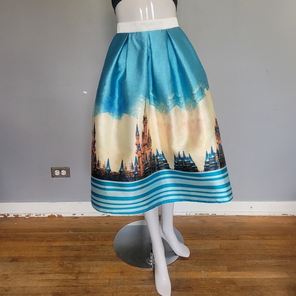 Sirelys Couture Castle Skirt, VGUC, Size M